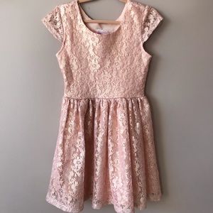Girls dress